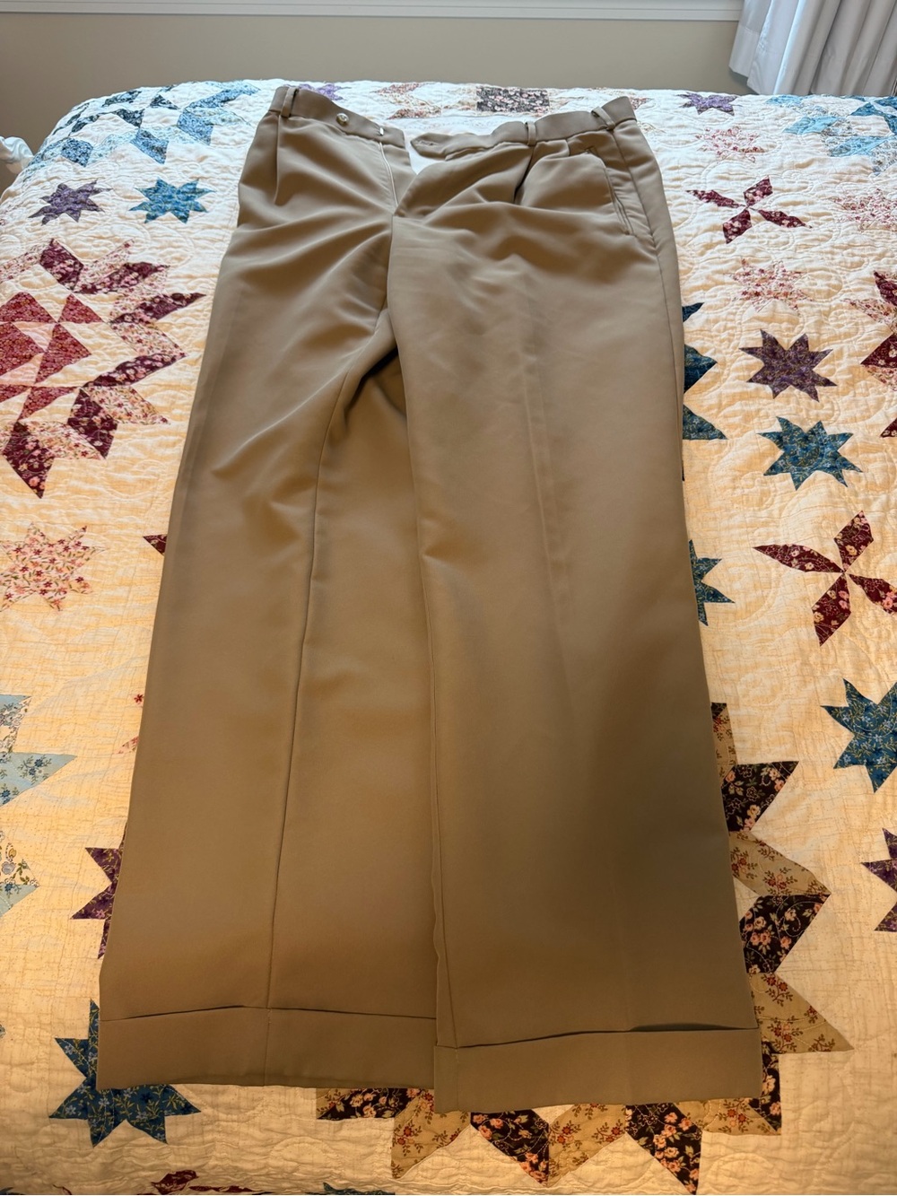 Men's Dockers khaki Dress Pants